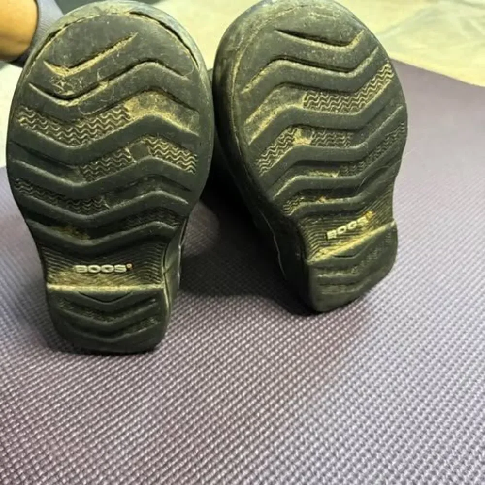 Bogs Waterproof Boots size Y 3